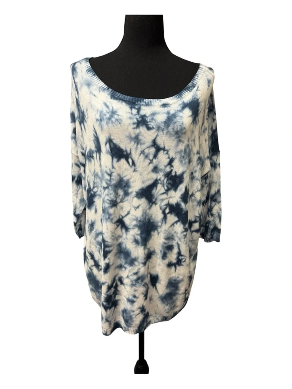 NWT GF Collection Tie Dye Sweater Large Blue White Varsity Lightweight Knit Top - Picture 1 of 9